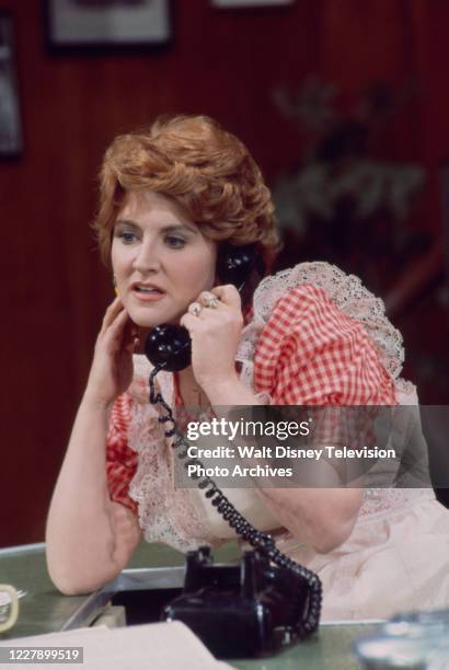 Fannie Flagg appearing in the ABC tv movie 'Home Cookin''.