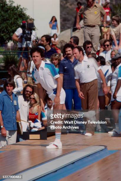 Bruce Jenner, Billy Crystal, Gabe Kaplan, James MacArthur, Fred Berry appearing on the ABC tv special 'The Battle of the Network Stars III'.