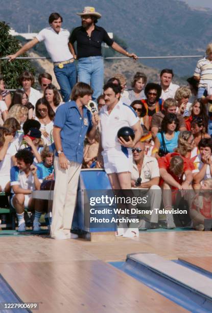 Bruce Jenner interviewing Victor French on the ABC tv special 'The Battle of the Network Stars III'.
