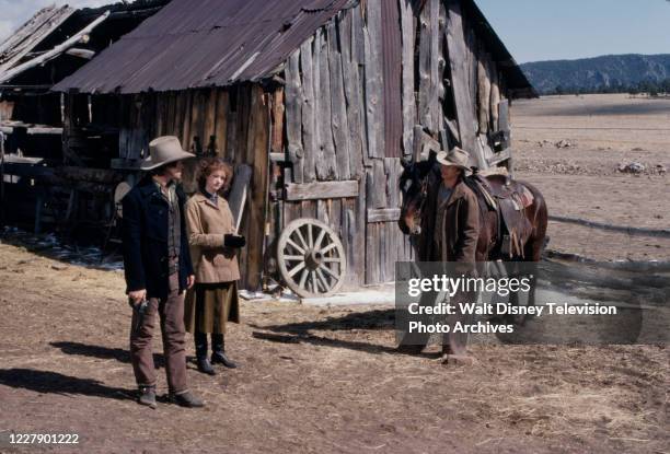 Canon City, CO Jeff Osterhage, Lisa Pelikan, James Stephens appearing in the ABC tv movie 'True Grit: A Further Adventure'.