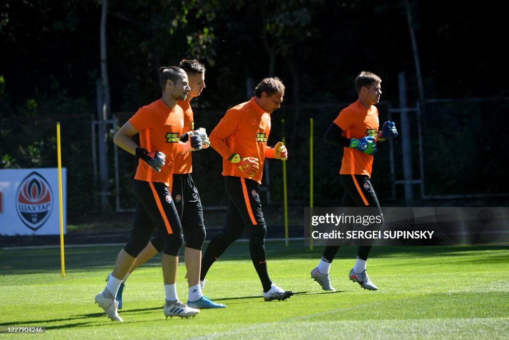 FBL-EUR-C3-SHAKHTAR-TRAINING