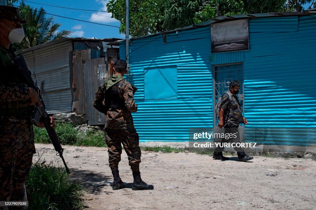 EL SALVADOR-HEALTH-VIRUS-HEALTHCARE-MSF