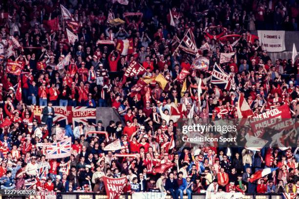 Fans Liverpool during the European Cup Final match between Liverpool FC and Real Madrid CF, at Parc des Princes, Paris, France on 27th May 1981