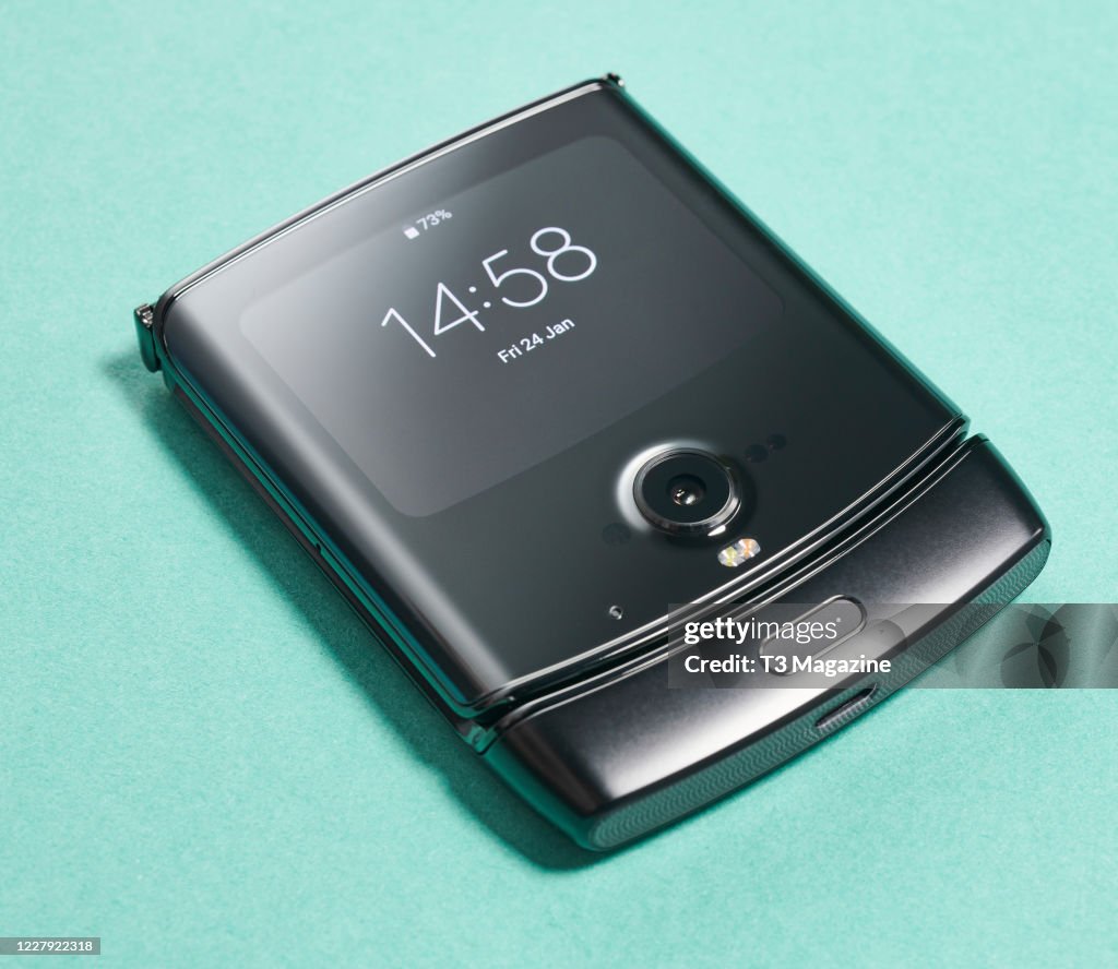 Motorola Razr Smart Flip Phone