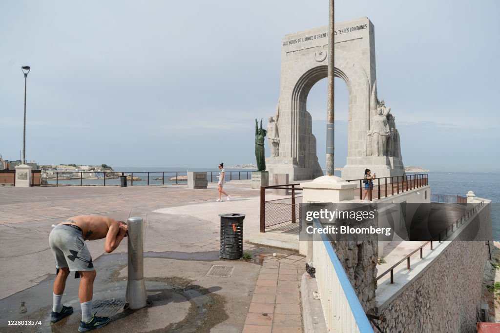 Mediterranean Coast Sees French Tourism Revenue Falling