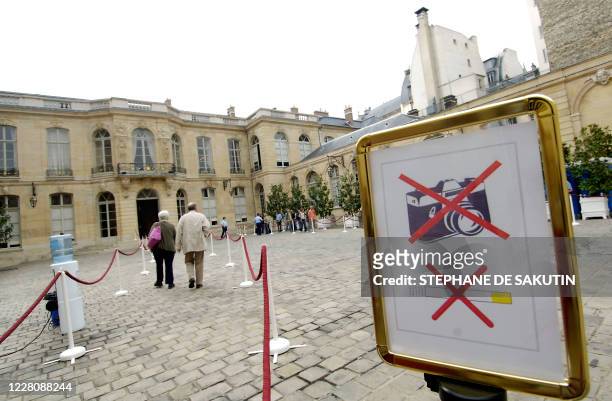 Photo de la cour de l'Hôtel de Matignon, le 16 septembre 2006 à Paris, lors de la 23ème édition des Journées européennes du patrimoine qui auront...