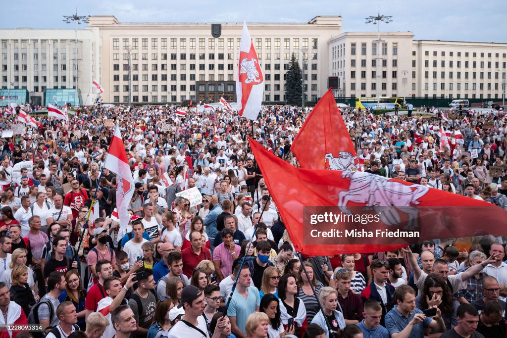 Belarusian Protesters Look To Broaden Coalition