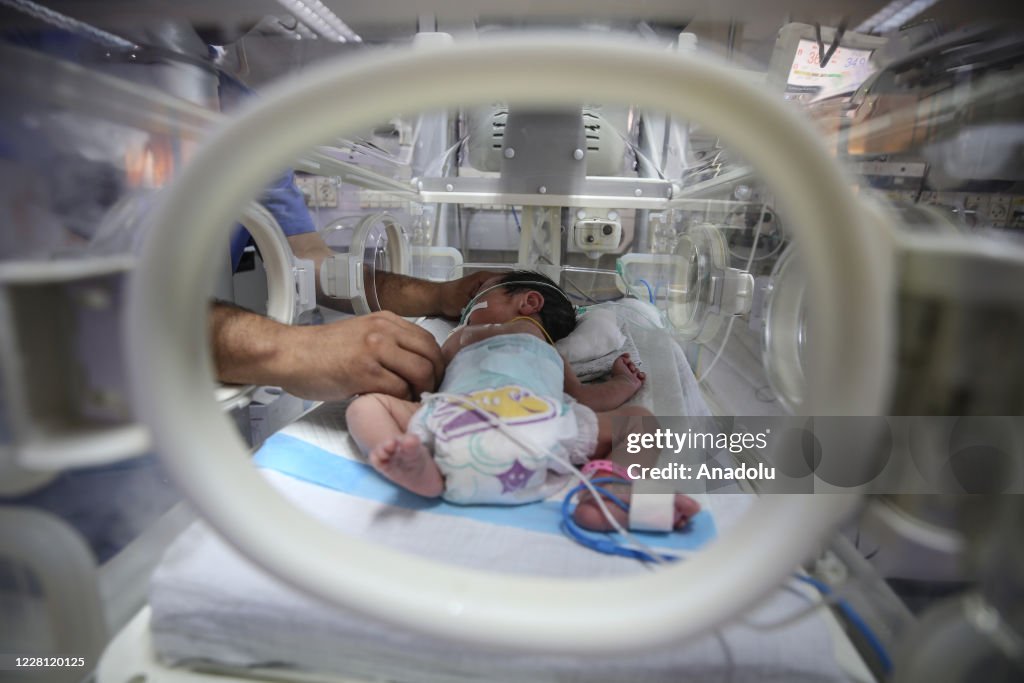 Power cut in Gaza threatens lives of premature babies in incubators