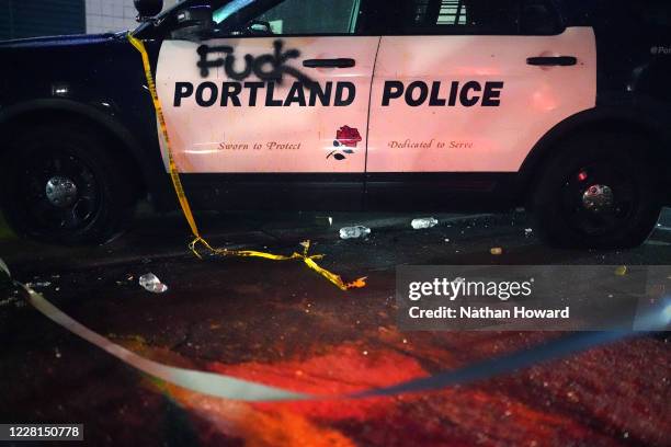 Portland Riot Police Precinct 4,829 Police Bureau Stock Photos, High-Res Pictures, and Images - Getty ...