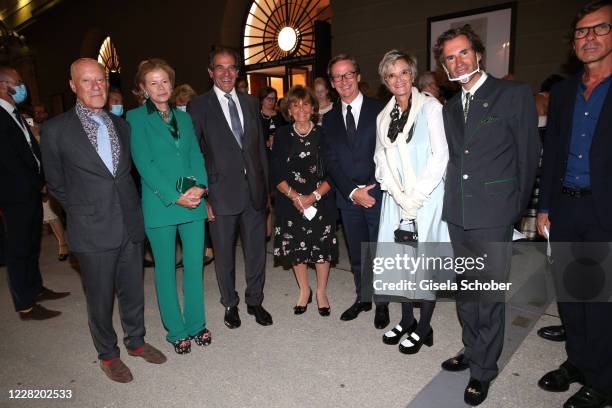 Architect Sir Norman Foster and his wife Elena Ochoa Foster, Bernd Knobloch, Charlotte Knobloch, Thaddaeus Ropac, Gloria von Thurn und Taxis, Pierre...