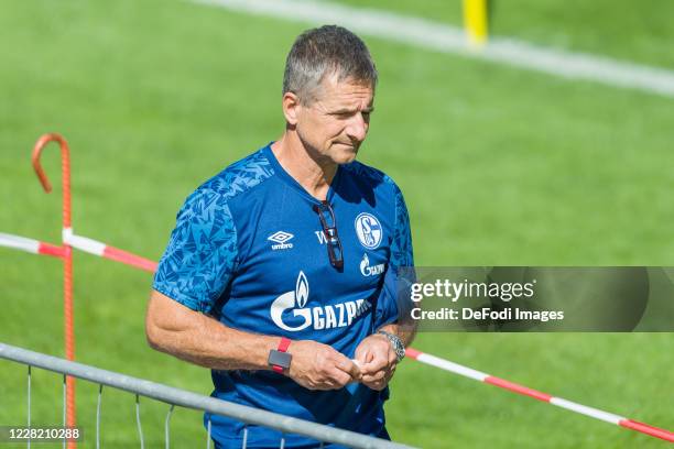 Atheltic coach Werner Leuthard of FC Schalke 04 looks on during the FC Schalke 04 Training Camp on August 25, 2020 in Laengenfeld, Austria.