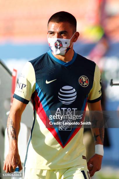 Luis Ricardo Reyes of America wears a face mask prior the 7th round match between Atletico San Luis v America as part of the Torneo Guard1anes 2020...