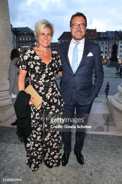 Princess Laurentien of the Netherlands and Prince Constantijn of the Netherlands during the season opening and world premiere of the opera "7 Deaths...