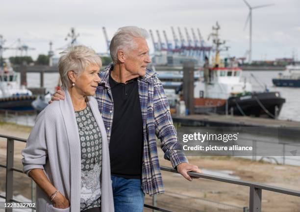 August 2020, Hamburg: Robert Atzorn and his wife Angelika Hartung look out over the port of Hamburg. In September, the 75-year-old actor's...