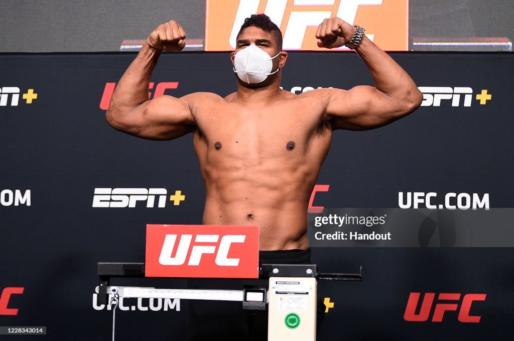 UFC Fight Night Overeem v Sakai: Weigh-Ins