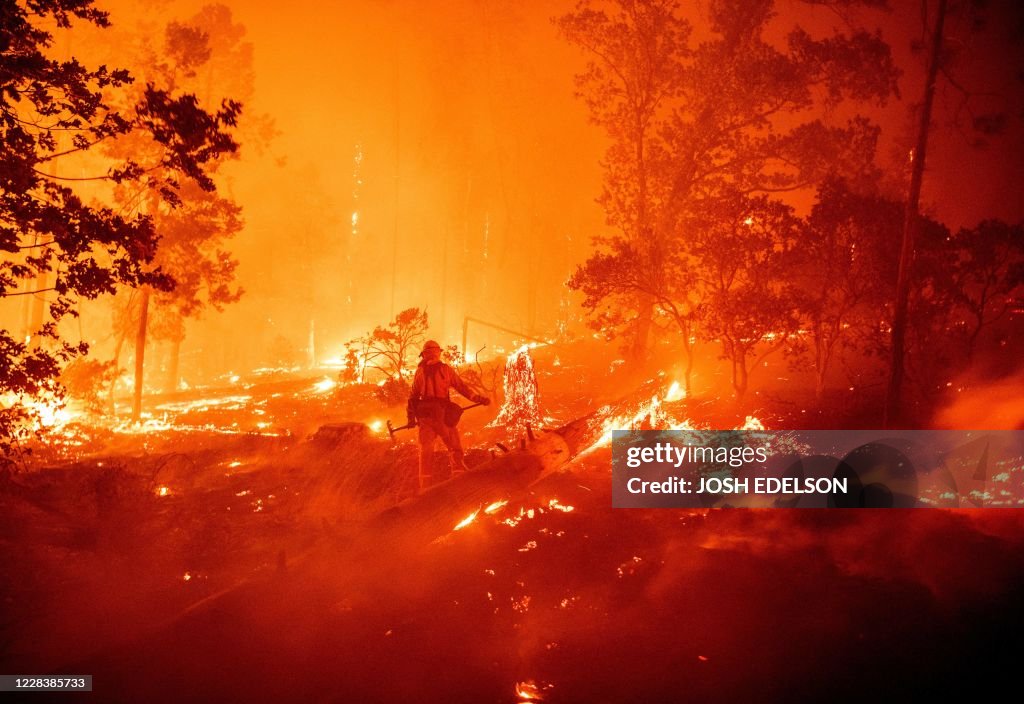 TOPSHOT-US-CALIFORNIA-FIRE