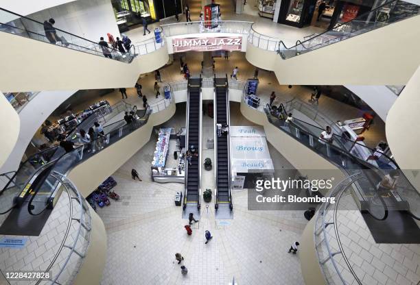 107 fotos e imágenes de Queens Mall Getty Images