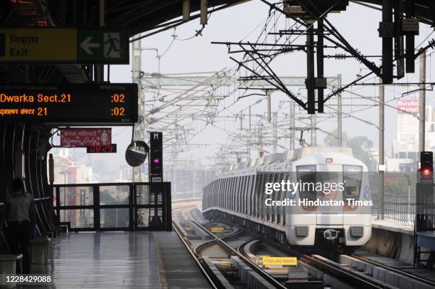 Noida Sector 62 Metro Station Photos and Premium High Res Pictures ...