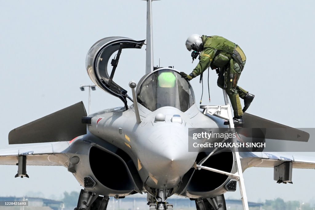 INDIA-FRANCE-DIPLOMACY-DEFENCE