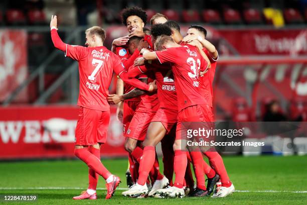 Danilo Perreira of FC Twente celebrates 2-0 with Vaclav Cerny of FC Twente, Tyronne Ebuehi of FC Twente, Jesse Bosch of FC Twente during the Dutch...