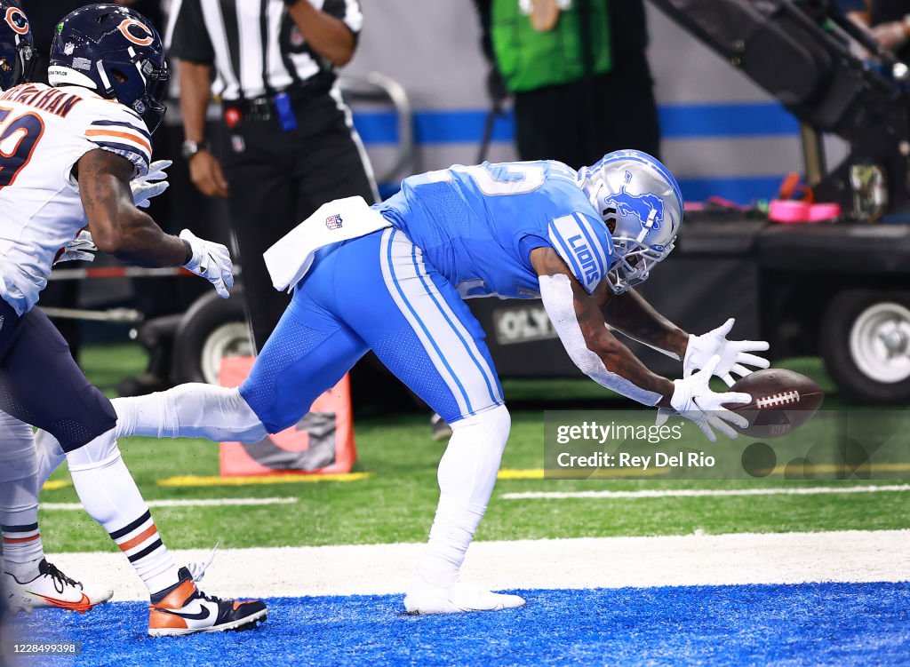 Chicago Bears v Detroit Lions