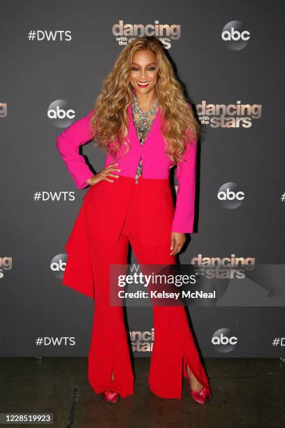 Premiere" - "Dancing with the Stars" is back and better than ever with a new, well-known and energetic cast of 15 celebrities who are ready to add...