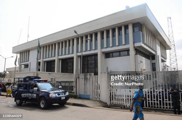 Nigerian Police Force block with truck the road leading to the state headquarters of Central Bank of Nigeria in Benin city, Edo State, on September...
