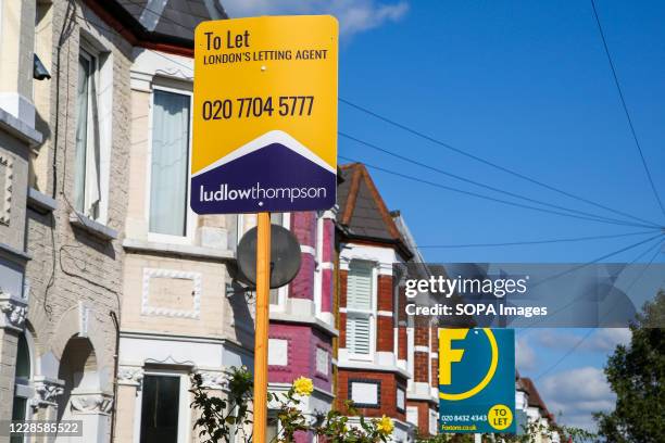 To Let Sign Examples 9,075 Let Sign Stock Photos, High-Res Pictures, and Images - Getty Images