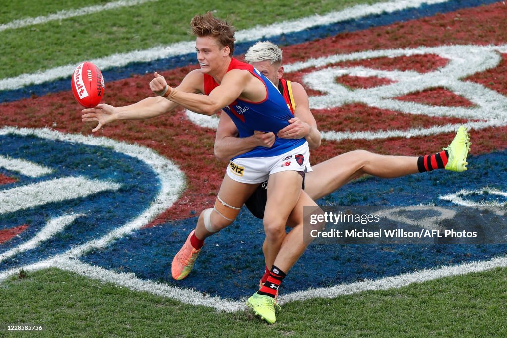 AFL Rd 18 - Essendon v Melbourne