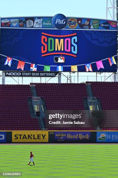 Eugenio Suárez of the Cincinnati Reds warms up before a game against the Chicago White Sox at Great American Ball Park on September 20, 2020 in...