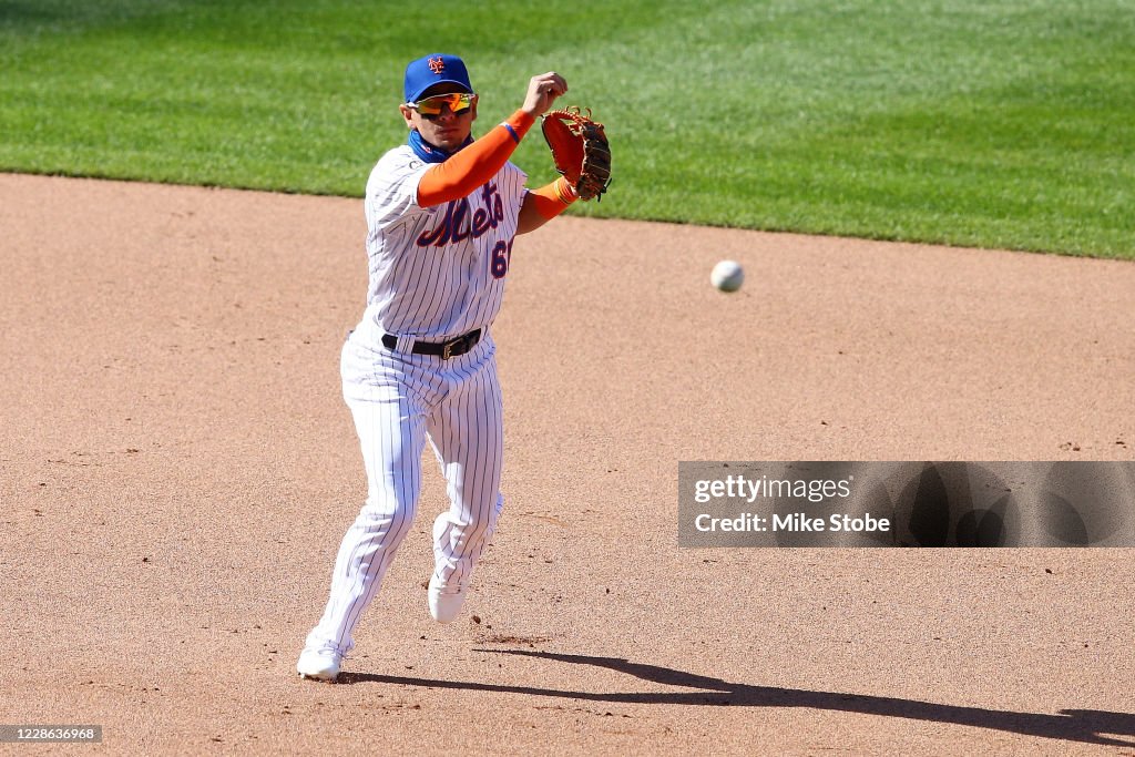 Atlanta Braves v New York Mets