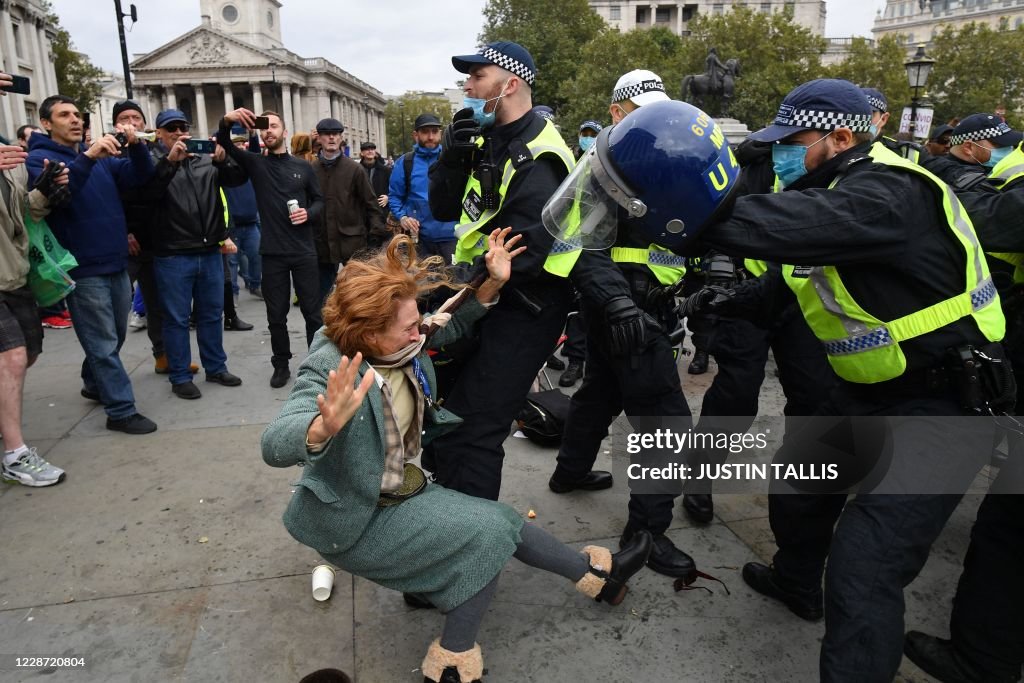BRITAIN-HEALTH-VIRUS-PROTEST