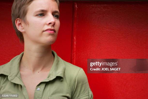 élue apparentée communiste à la mairie de Paris Clémentine Autain pose, le 14 septembre 2006 à Paris. Prête à représenter la "gauche de la gauche"...