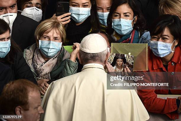 Vatican Mask Pope Mask Photos and Premium High Res Pictures - Getty Images