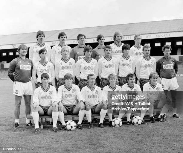 Bolton Wanderers line up for a team photograph at Burnden Park in Bolton, England, circa August 1982. Back row : Gerry McElhinney, Paul Jones, Jim...