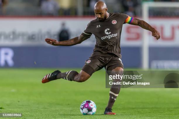 Christopher Avevor of FC St. Pauli controls the Ball during the Second Bundesliga match between SV Sandhausen and FC St. Pauli at BWT-Stadion am...