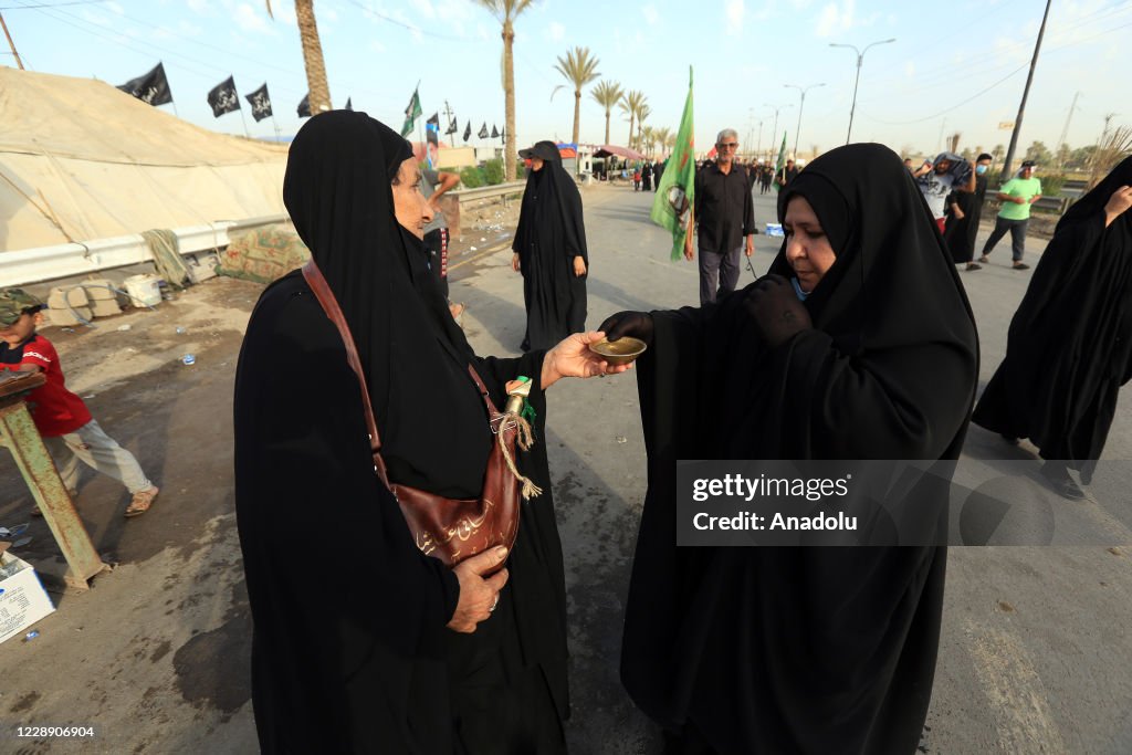 Muslims In Iraq Iraqi Shiite Muslim pilgrims walk to arrive in Iraqâs southern city ...