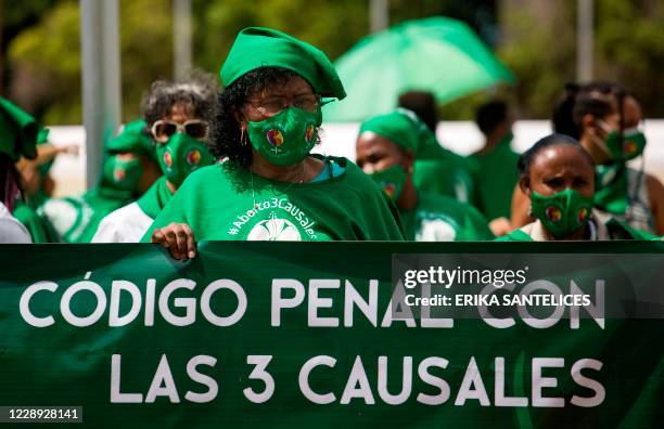 People demonstrate in support of the decriminalization of abortion in three circumstances, in front of the National Congress in Santo Domingo, on...