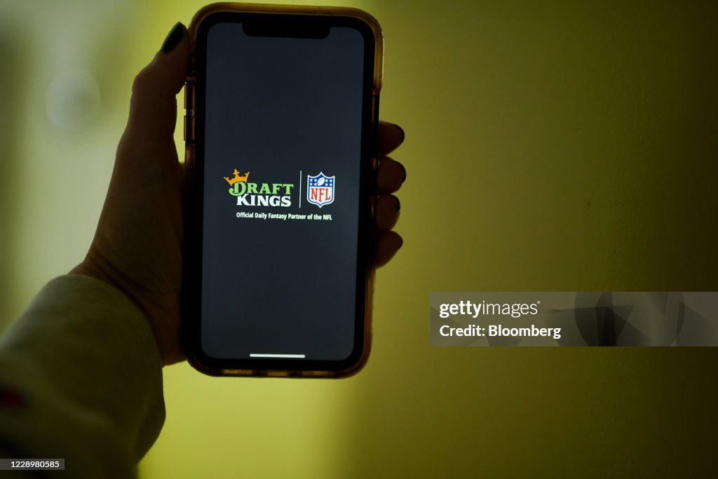 DraftKings Sinks On Share Sale And Virus Wreaking NFL Havoc