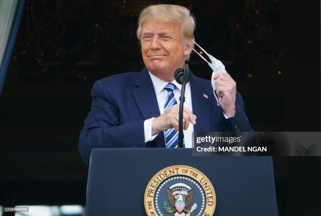 TOPSHOT-US-VOTE-TRUMP