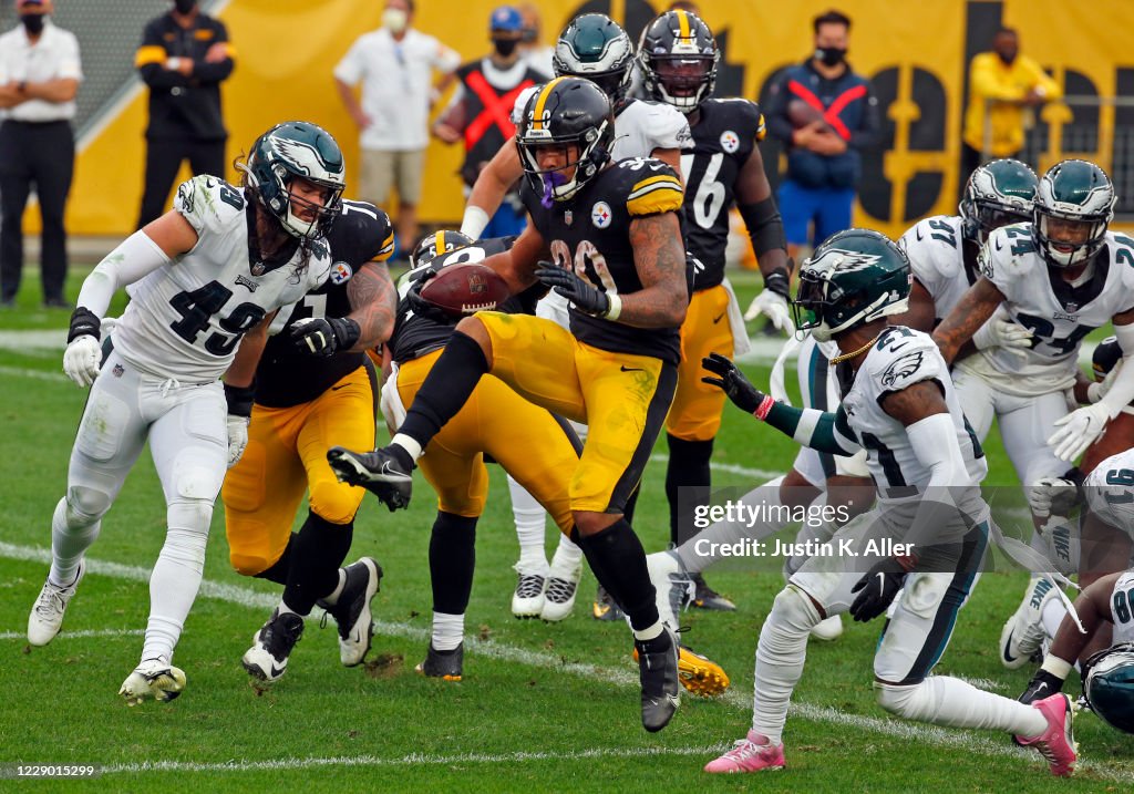 Philadelphia Eagles v Pittsburgh Steelers