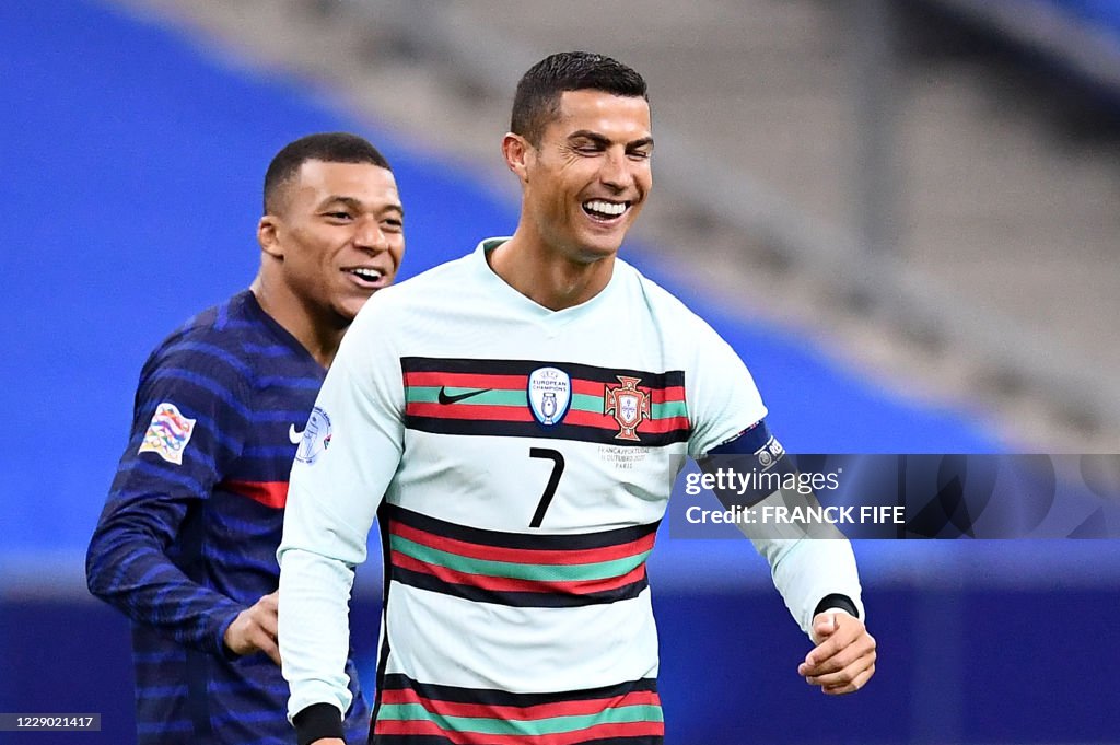 TOPSHOT-FBL-EUR-NATIONS-FRA-POR