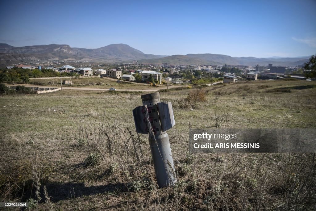 TOPSHOT-AZERBAIJAN-ARMENIA-KARABAKH-CONFLICT