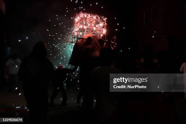 Burning of skulls on the occasion of the closing of the patronal feast dedicated to San Francisco de Asís in San Francisco Culhuacán, Mexico City,...