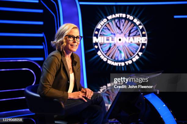 In the Hot Seat: Julie Bowen and Firefighter Oliver Fry" - Firefighter Oliver Fry continues his winning streak for a chance at $1 million, and...