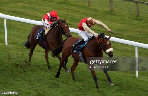 Greg Wood Racing 104 George Wood Jockey Stock Photos, High-Res Pictures, and Images ...
