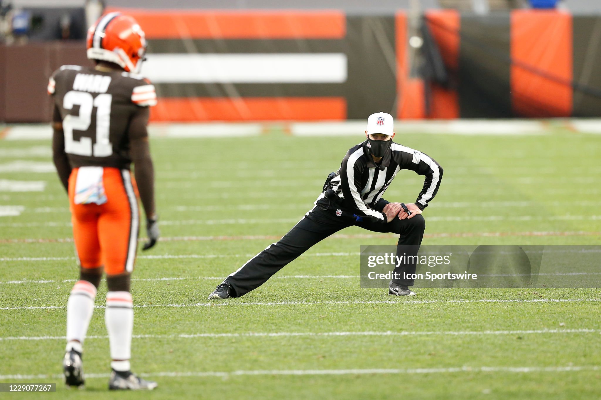 oct-11-colts-at-browns.jpg?s=2048x2048&w