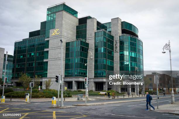 Ifsc Building Ifsc Dublin Photos and Premium High Res Pictures - Getty Images