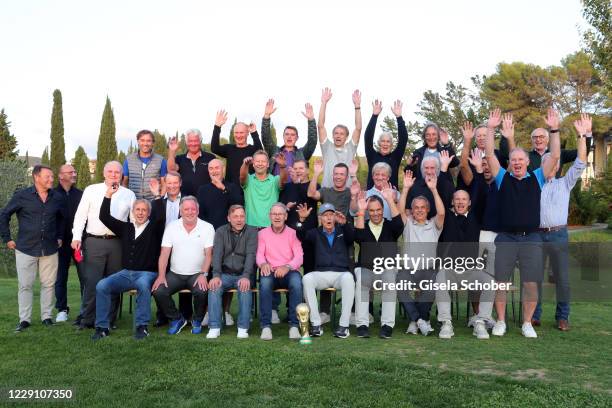 First row: Pierre Littbarski, Andreas "Andi" Brehme, Thomas "Icke" Haessler, Eberhard Vogel, Franz Beckenbauer, Holger Osieck, Olaf Thon, Hans...