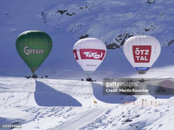 Ballons are seen during the Men's Giant Slalom of the Audi FIS Alpine Ski World Cup at Rettenbach glacier on October 18, 2020 in Soelden, Austria.
